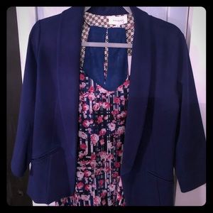 Skies are Blue Navy Blazer Size M